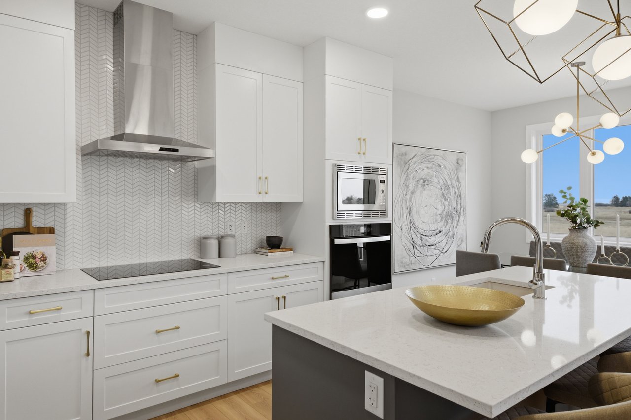 151 Belvedere Crescent SE