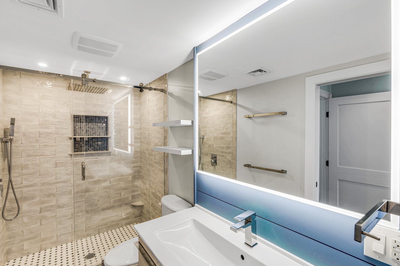 Water Street U:25