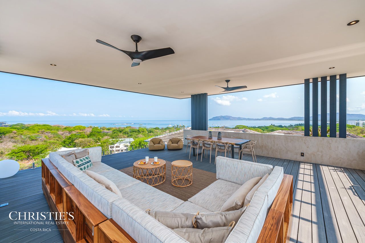 Modern Luxury Villa with Panoramic Ocean Views in Tamarindo - Villa Brisas del Mar