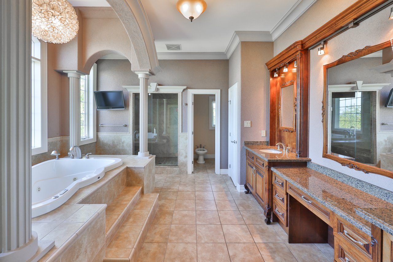 803 Ridge Road, Stoney Creek