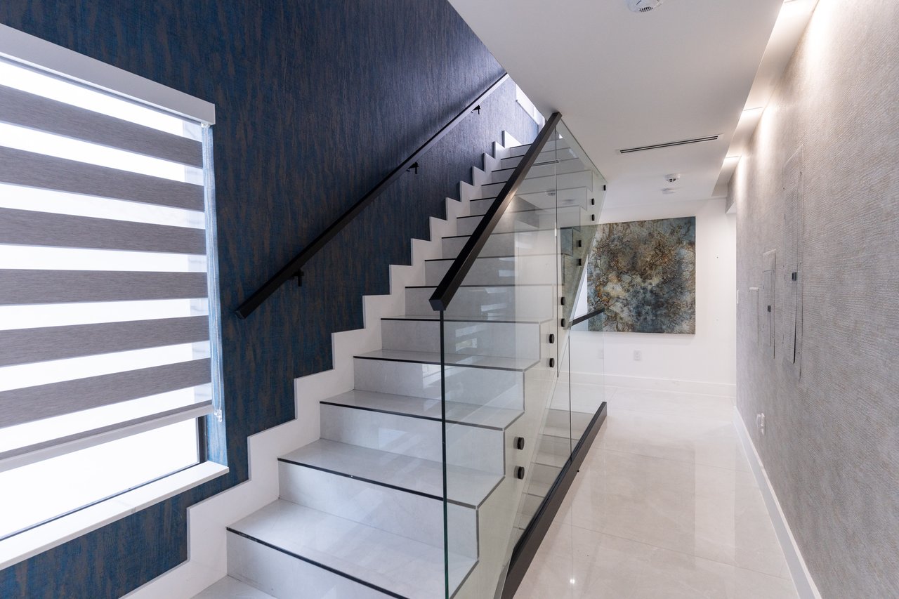 5601 N ocean