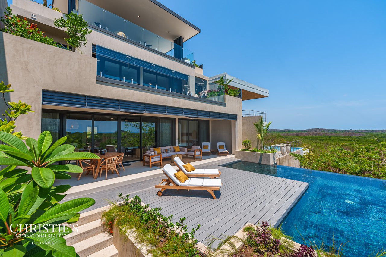 Modern Luxury Villa with Panoramic Ocean Views in Tamarindo - Villa Brisas del Mar