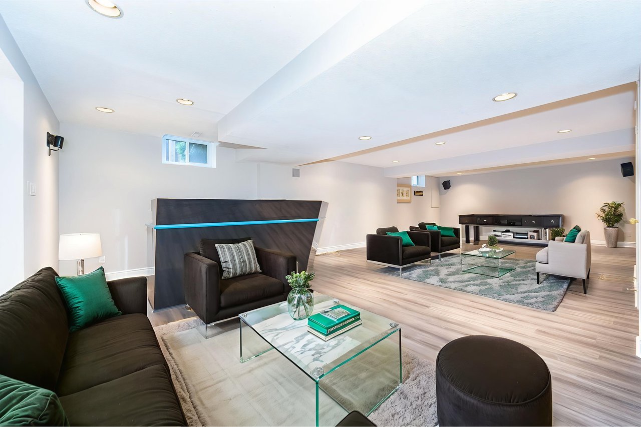 39 Montclair Rd