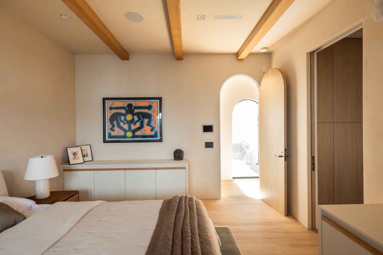 330 N Arden Blvd, Hancock Park