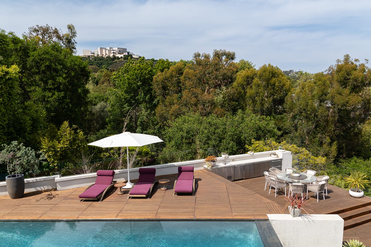 314 N Barrington Ave, Brentwood