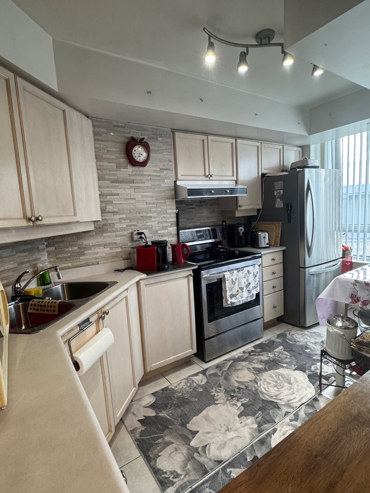 3 Rean Drive Unit: 412