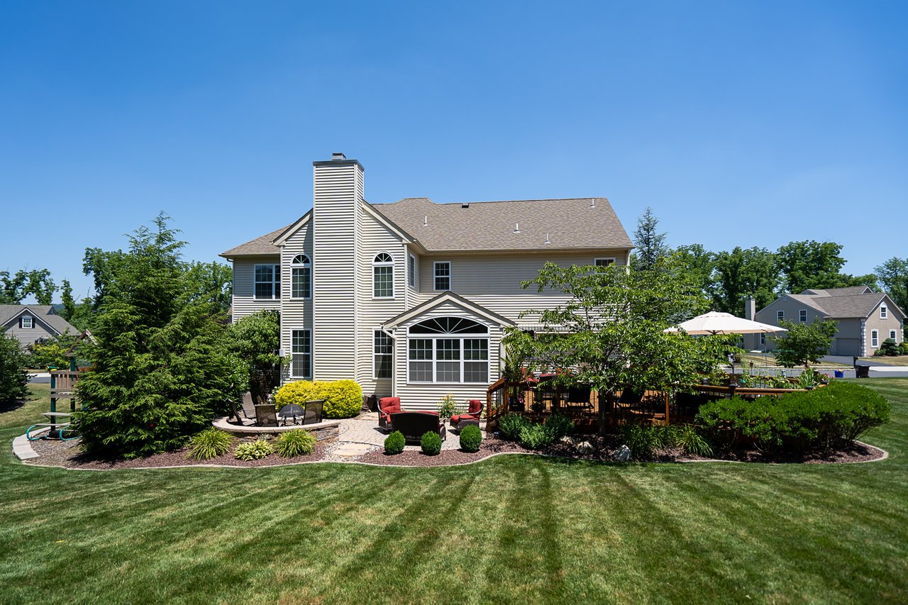 4800 Curly Horse Drive