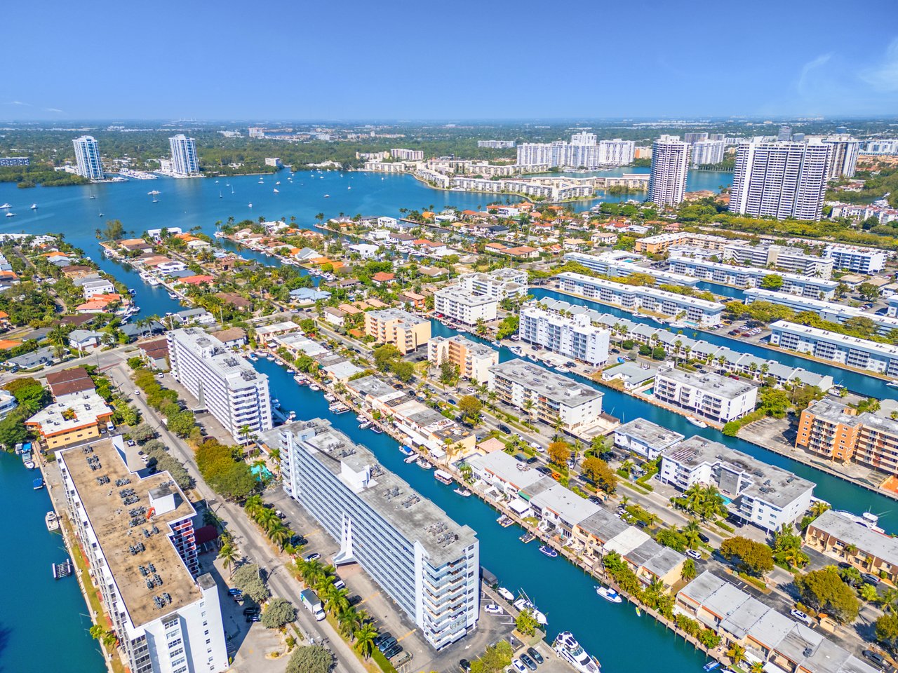 3545 NE 166th St #1004 North Miami Beach