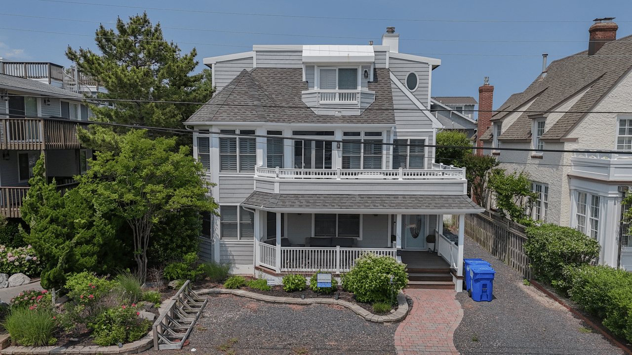 119 Dolphin Ave