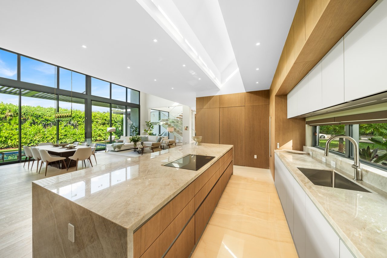 967 NE 117th Street