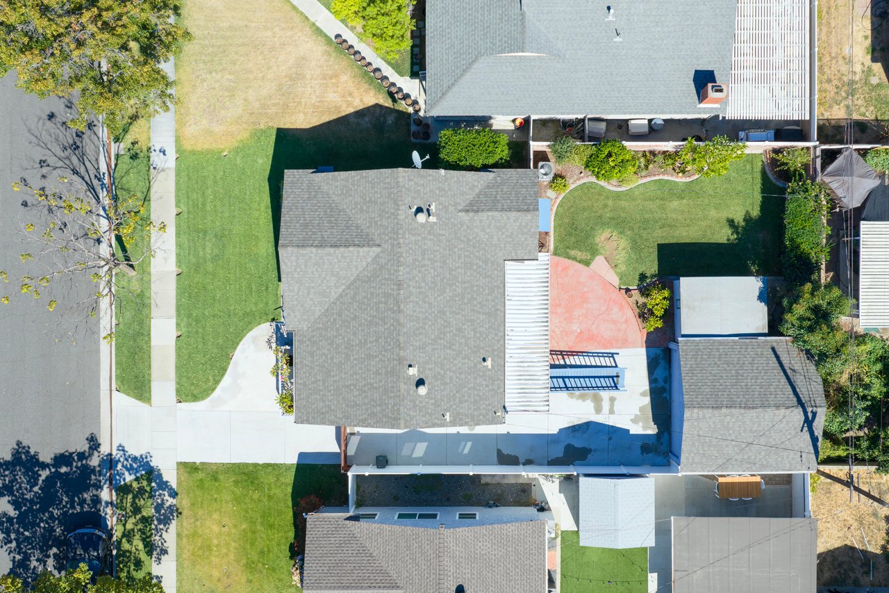 2842 Silva St, Lakewood