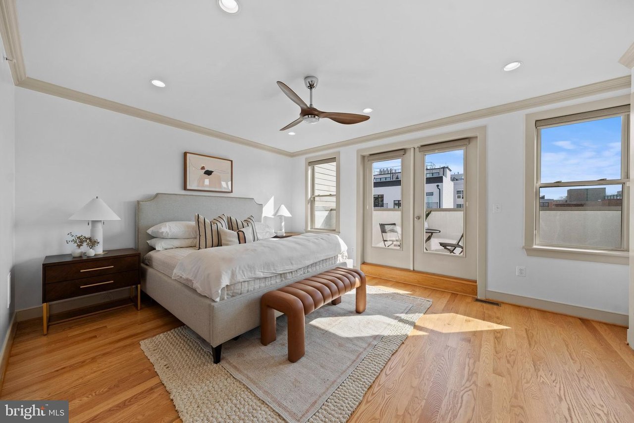 2448 Ontario Rd NW, Unit 4