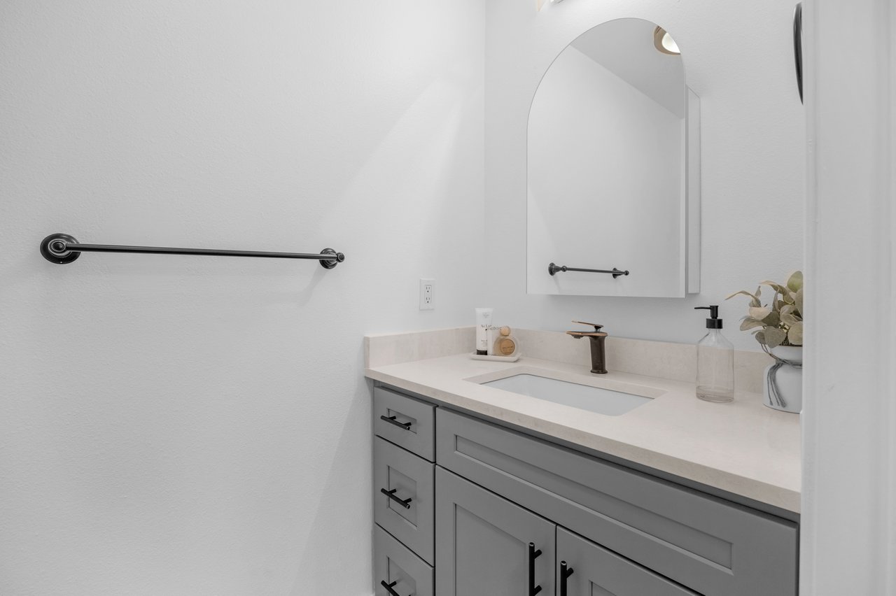 Modern Comfort Meets Prime Location