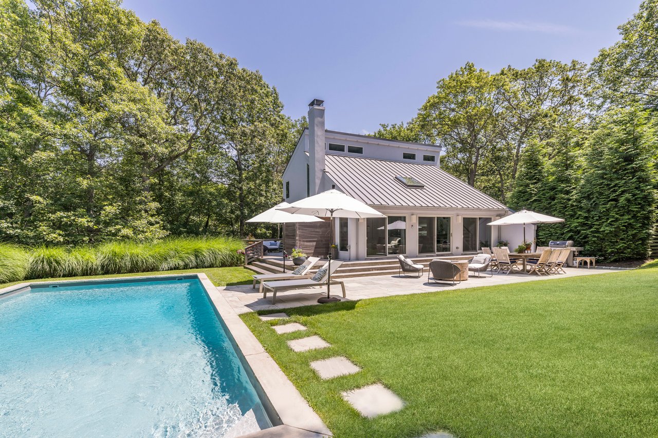 27 Landfall Road, East Hampton