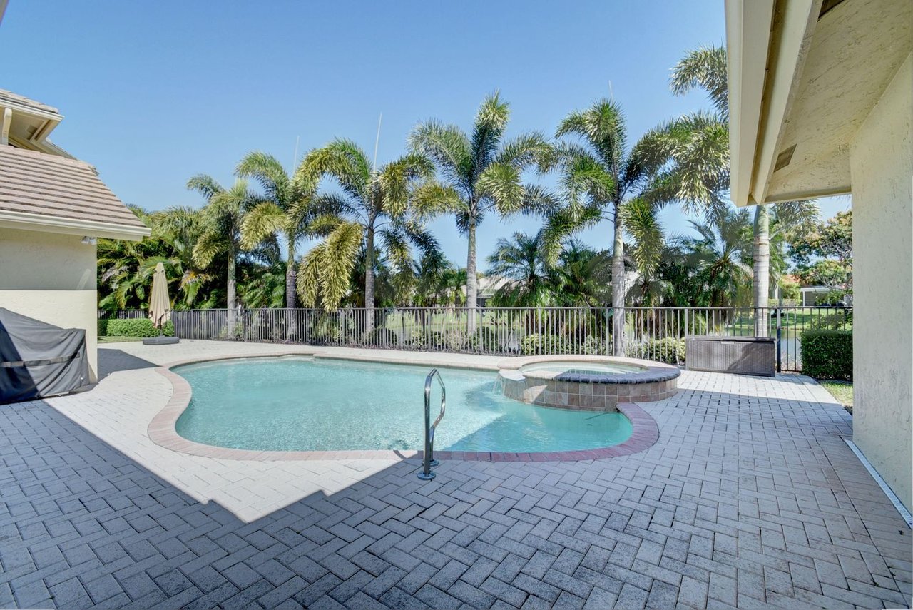 5874 Harrington Way