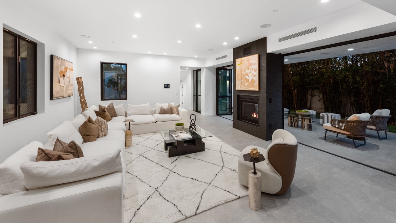 218 Alta Ave