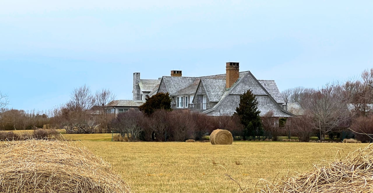 Reading The Sagaponack Luxury Estate Market