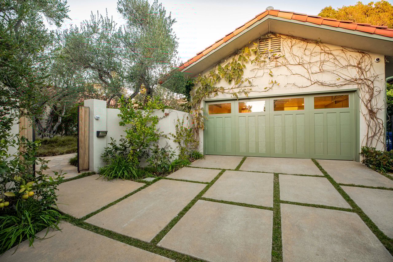 1296 Capri Dr, Pacific Palisades
