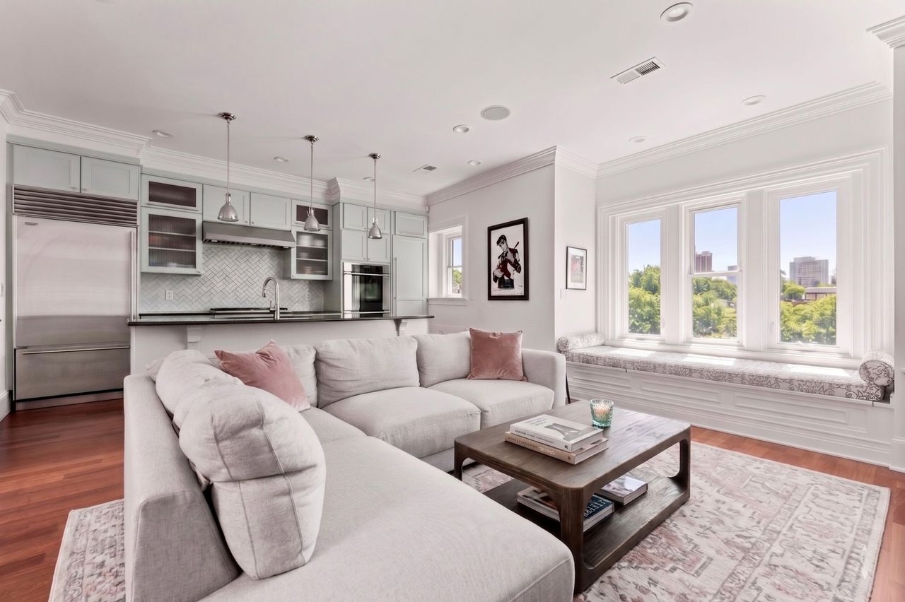 321 Commonwealth Ave, Unit 40