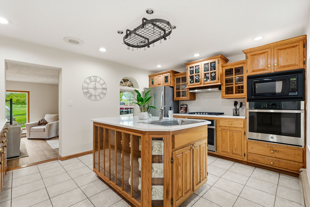 EXCLUSIVE - 232 Whitestown Road