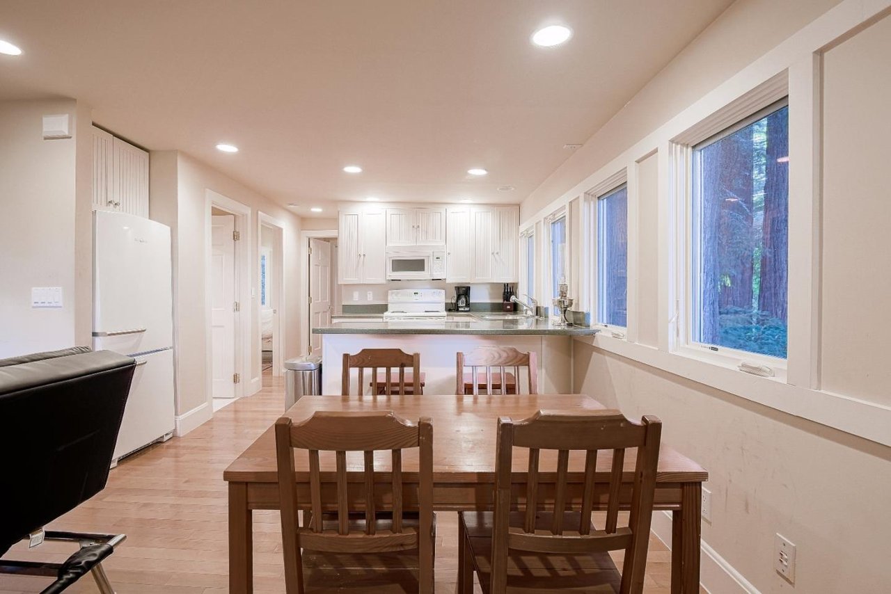 17507 Skyline Boulevard