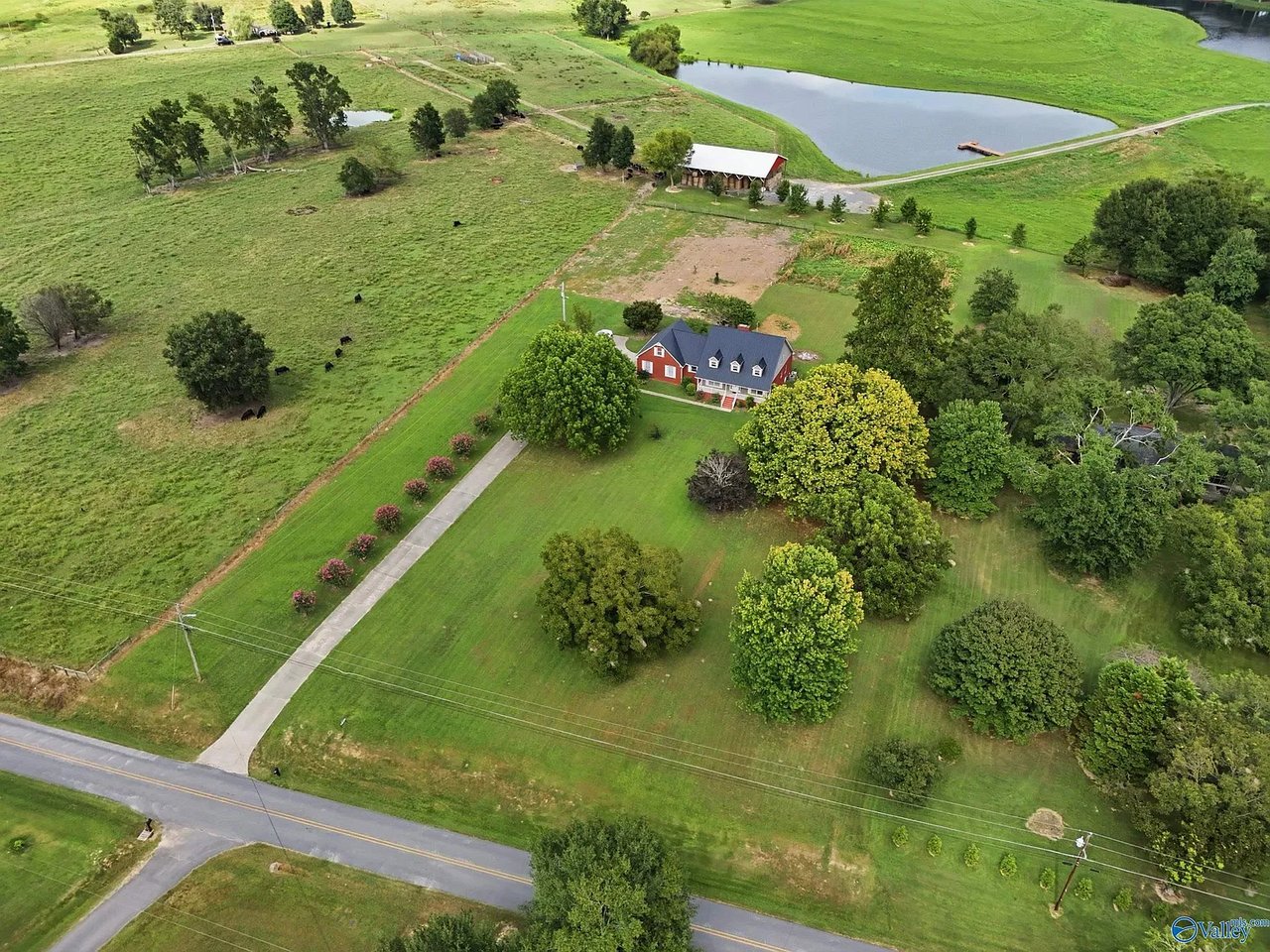 3303 Turnpike Rd