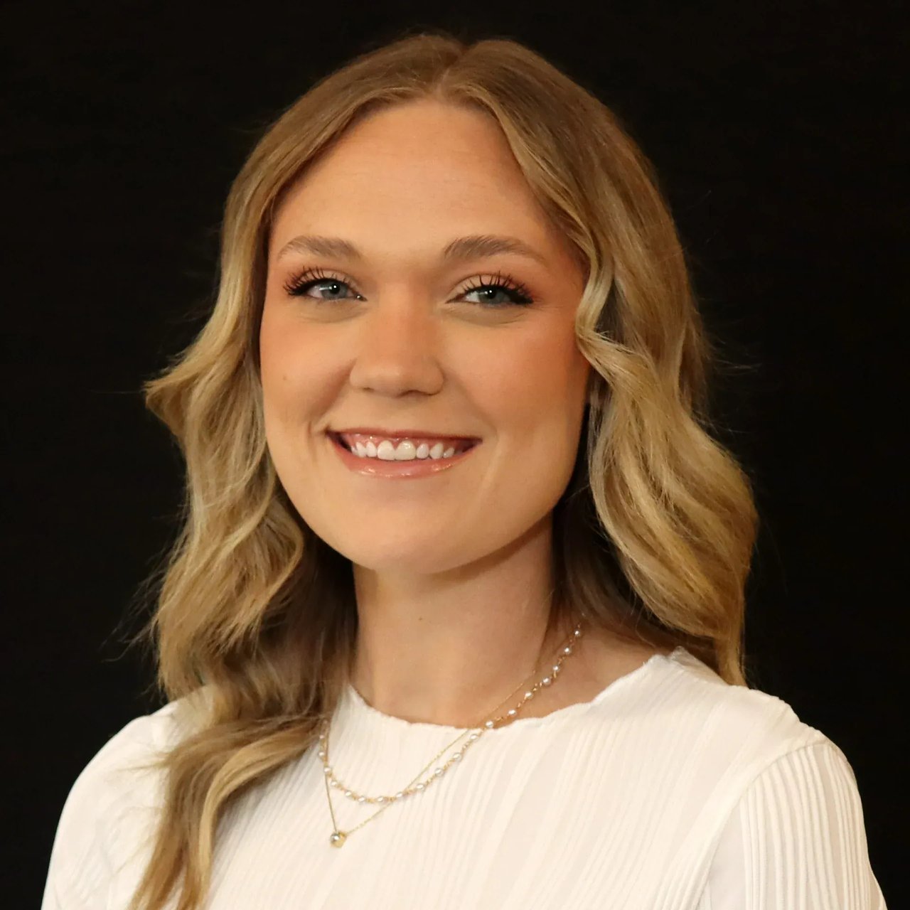 Shannon Murphy Park Falls, WI Real Estate Agent Headshot