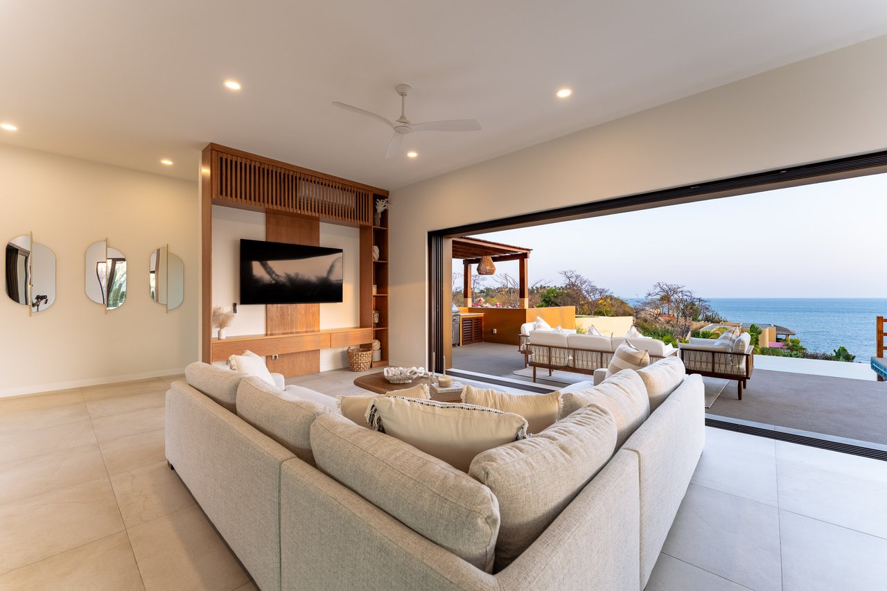 5 Bedroom, Single Family Home, La Cañada Casa A 