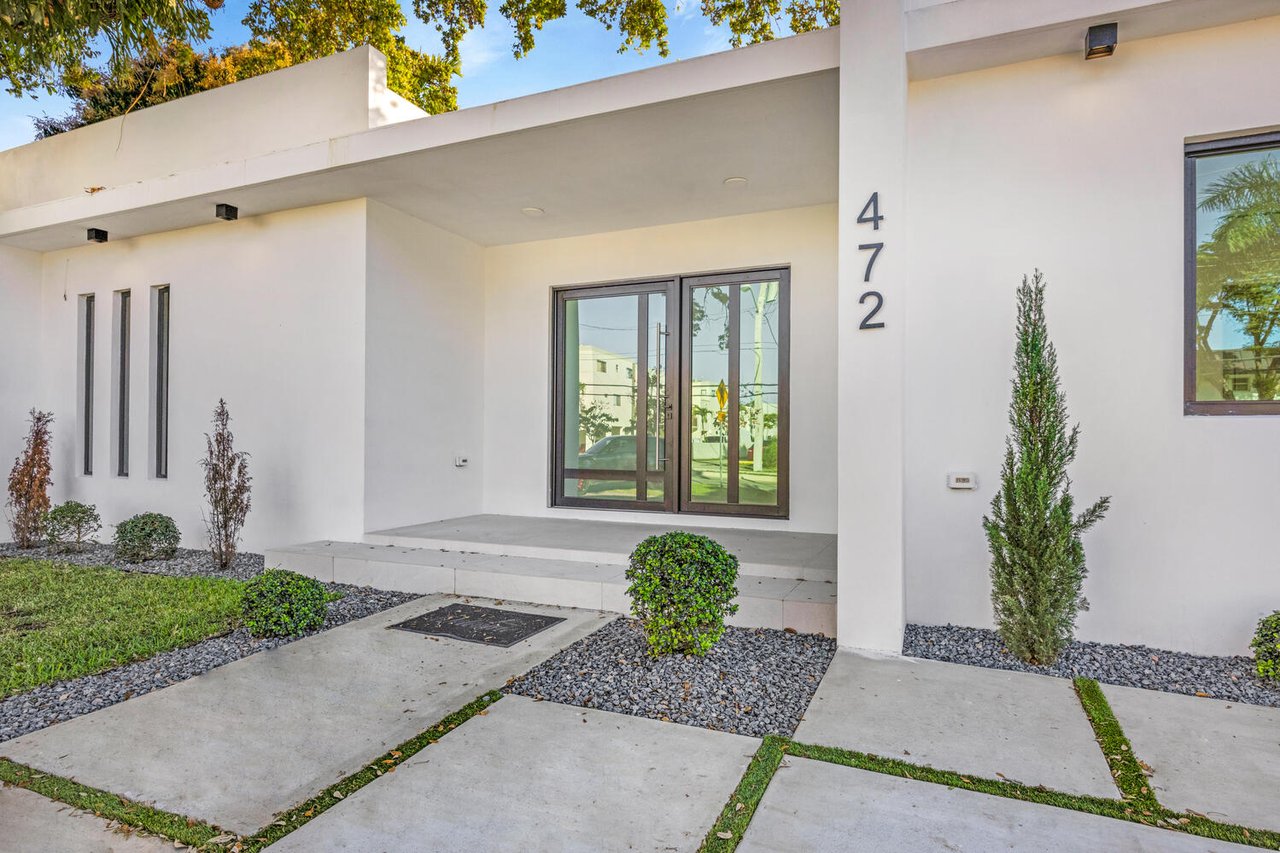 Modern New Construction in Miami Springs