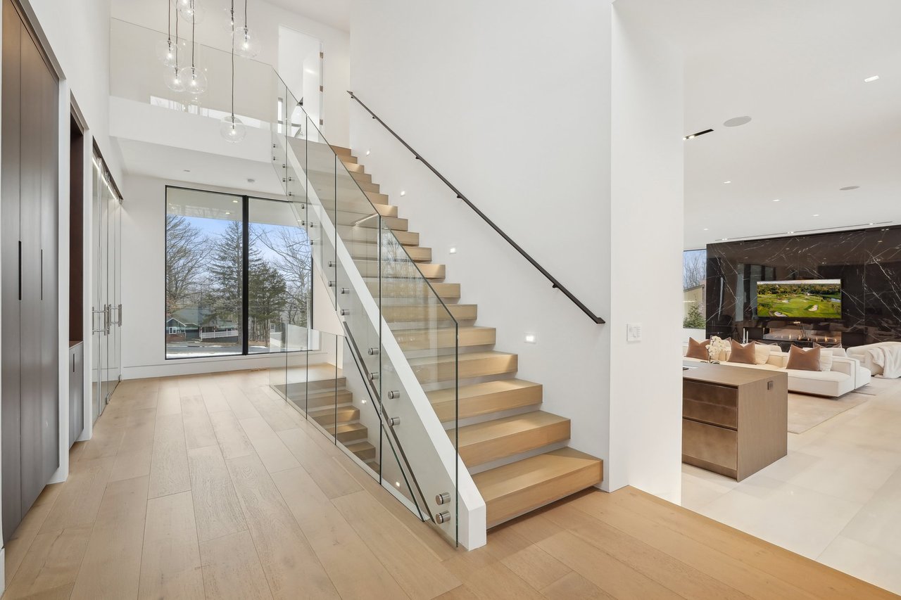 62 Geiger Ln Warren, NJ 07059