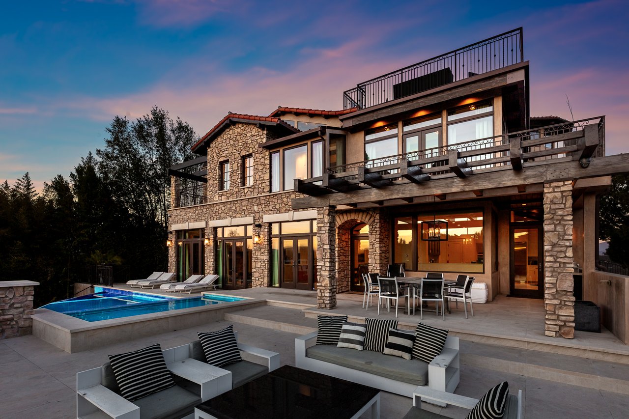 2175 Summitridge Drive