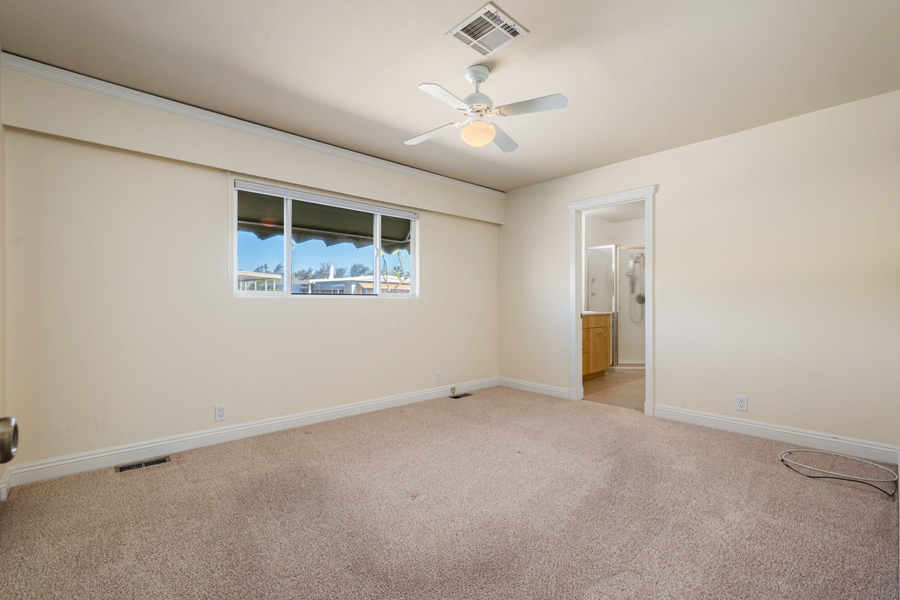 73257 Desert Greens Drive N