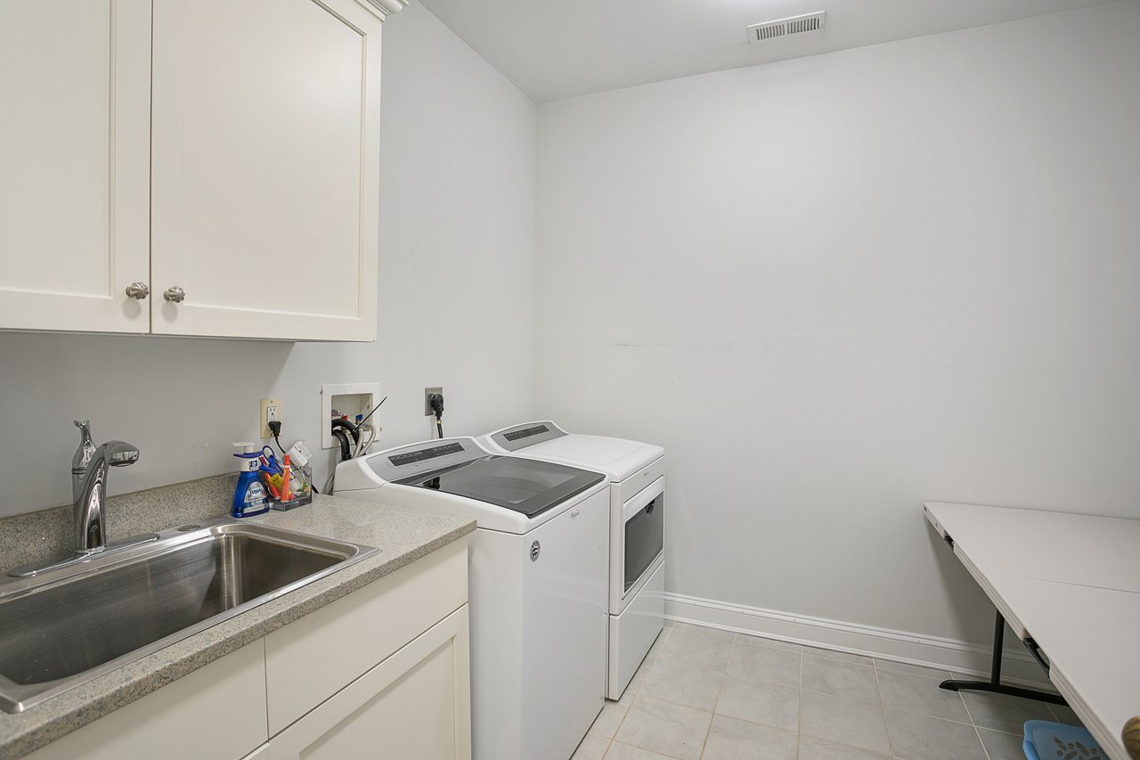 5025 Linnean Ave NW, Washington, DC 20008