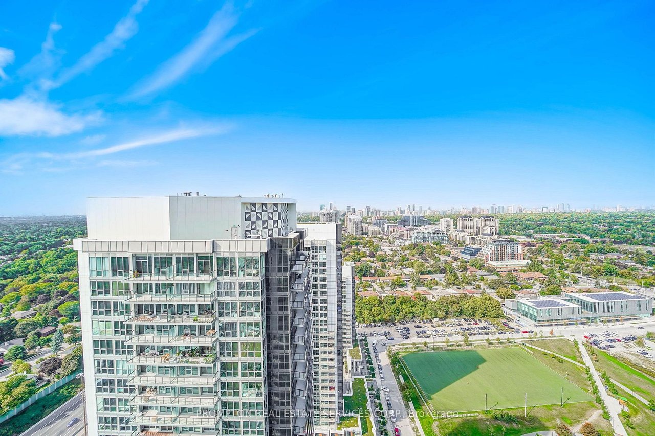 SEASONS CONDOS PENTHOUSE 