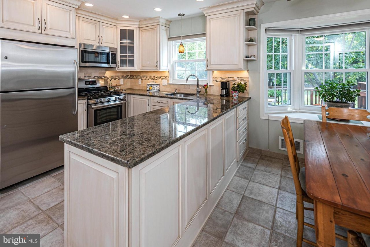 24 Dustin Dr
