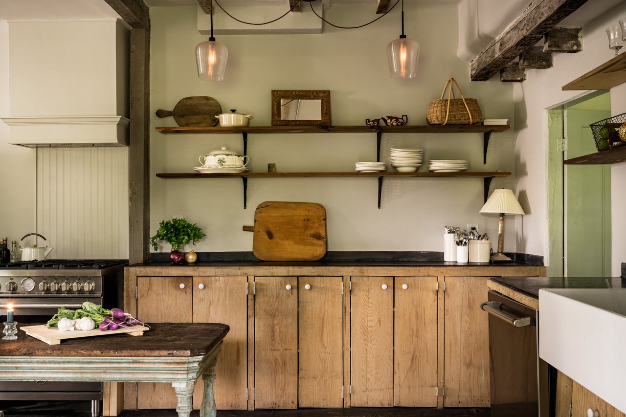 24 Van Wyck Lane, Hudson