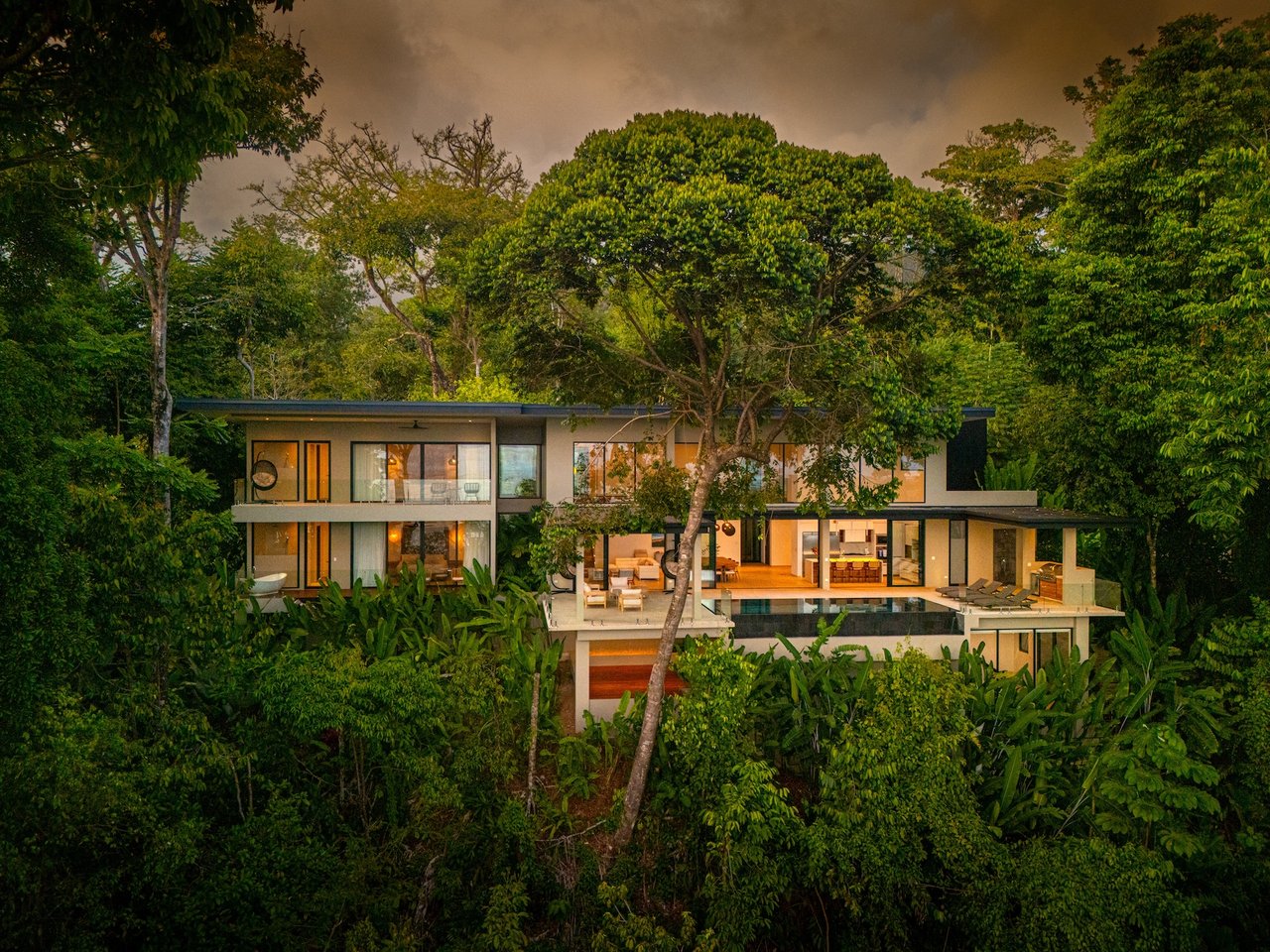 Casa Colibri — Protected Whale's Tail Views From a Private 3-Home Ridge Enclave | Uvita