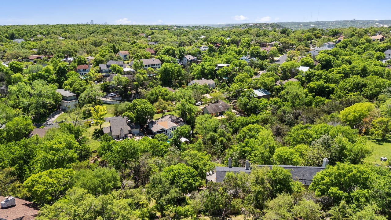 SOLD by Northwest Hills #1 Team: 7602 Rim Cove - Luxury Estate on Nearly an Acre