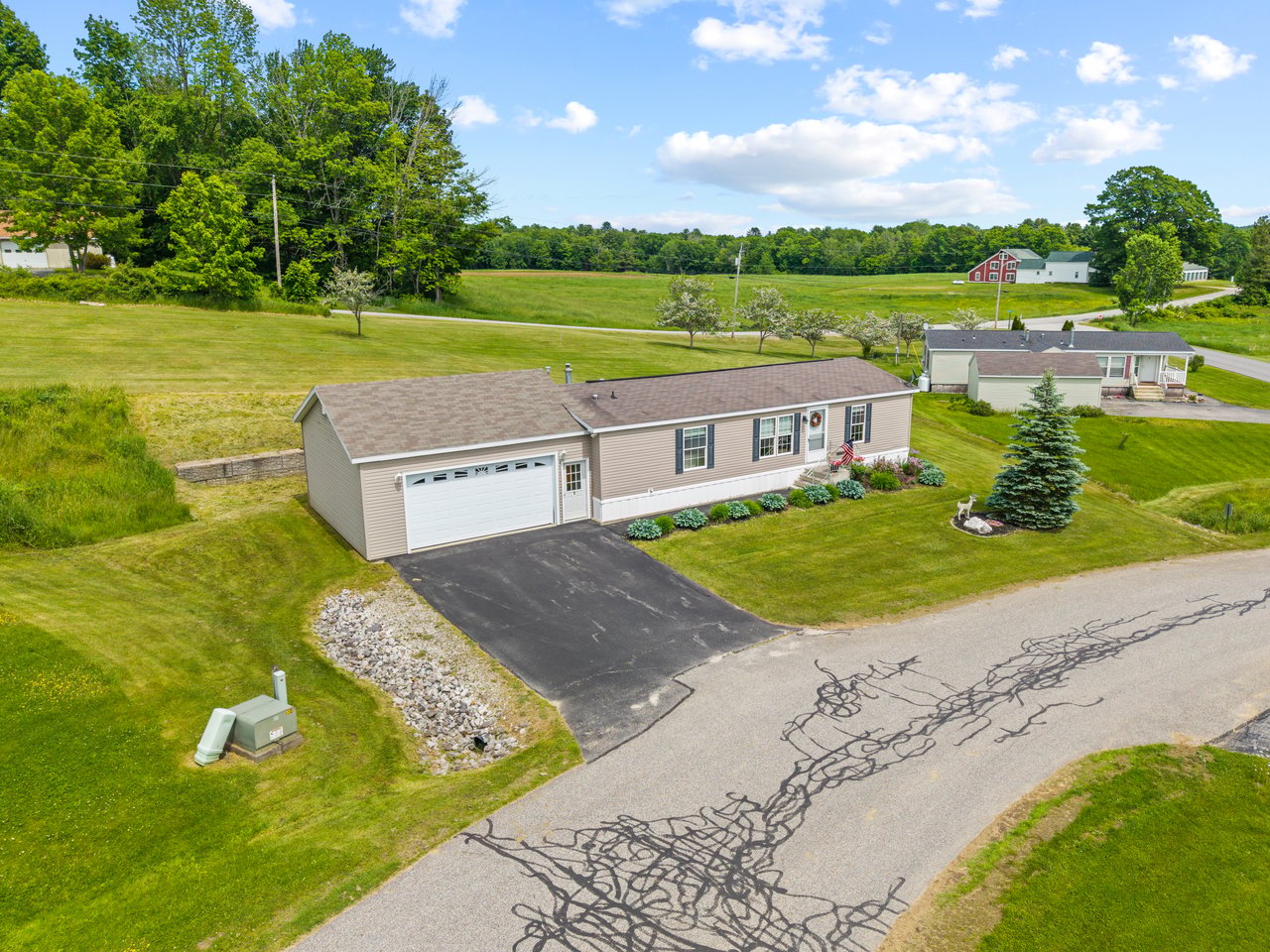 5 Cote Dr, Poland