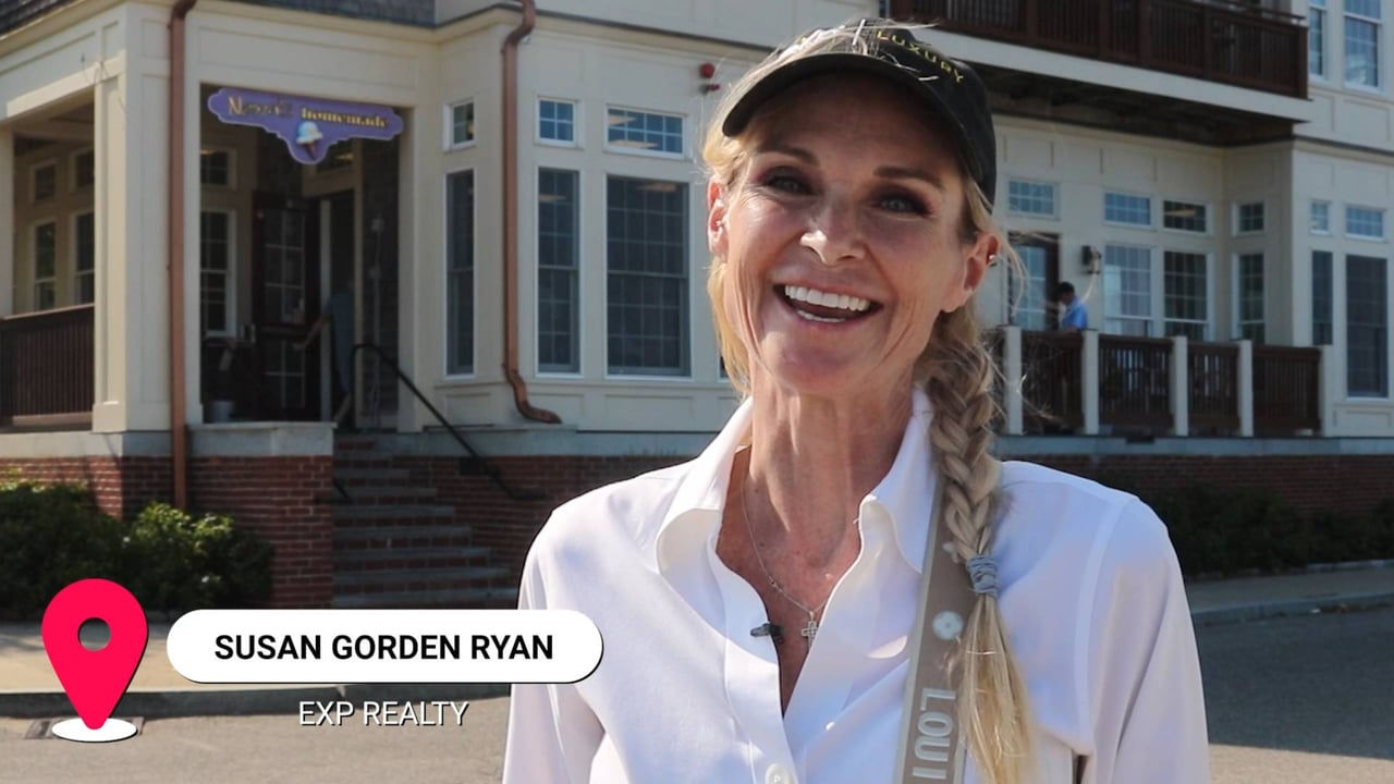 Sweet Treats at Nonas Ice Cream A Local Favorite!