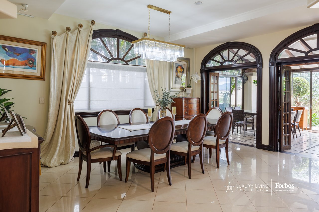 21560 - Casa Grand Court | Residence with Tennis Court in Moravia