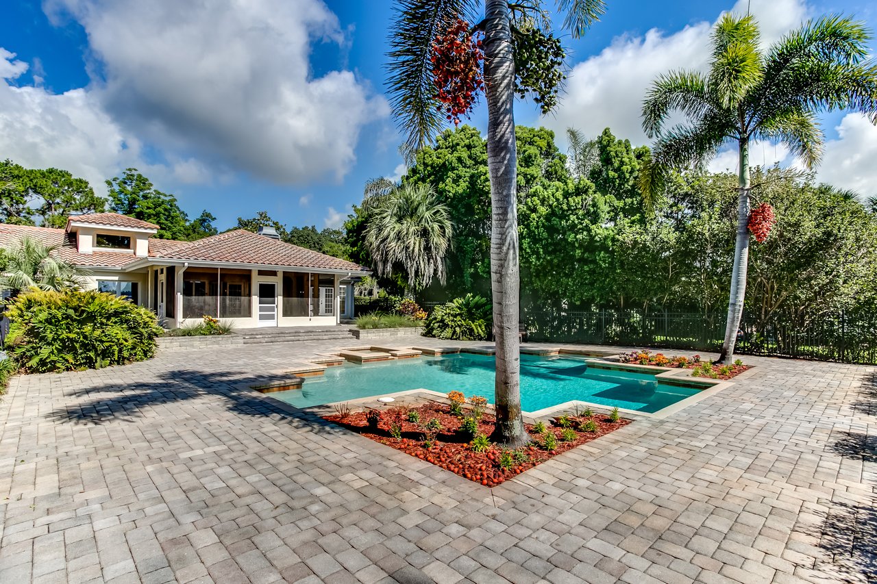 11015 Clipper Court