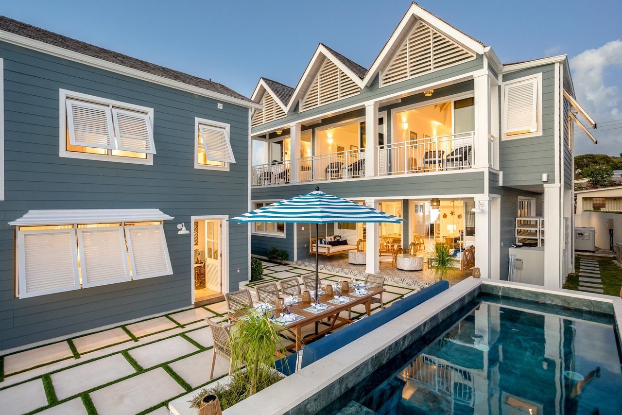 Sea Breeze Beach House 