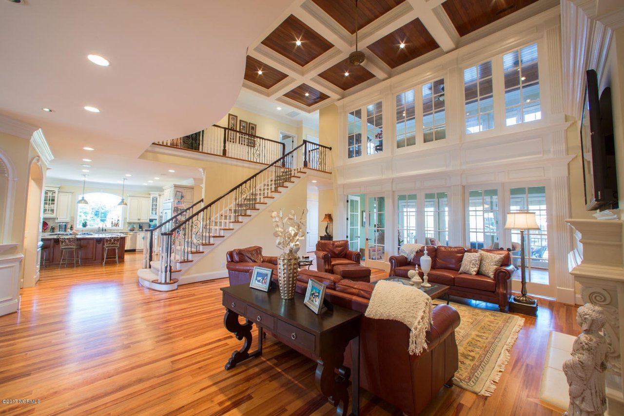 1120 Harborway Pl