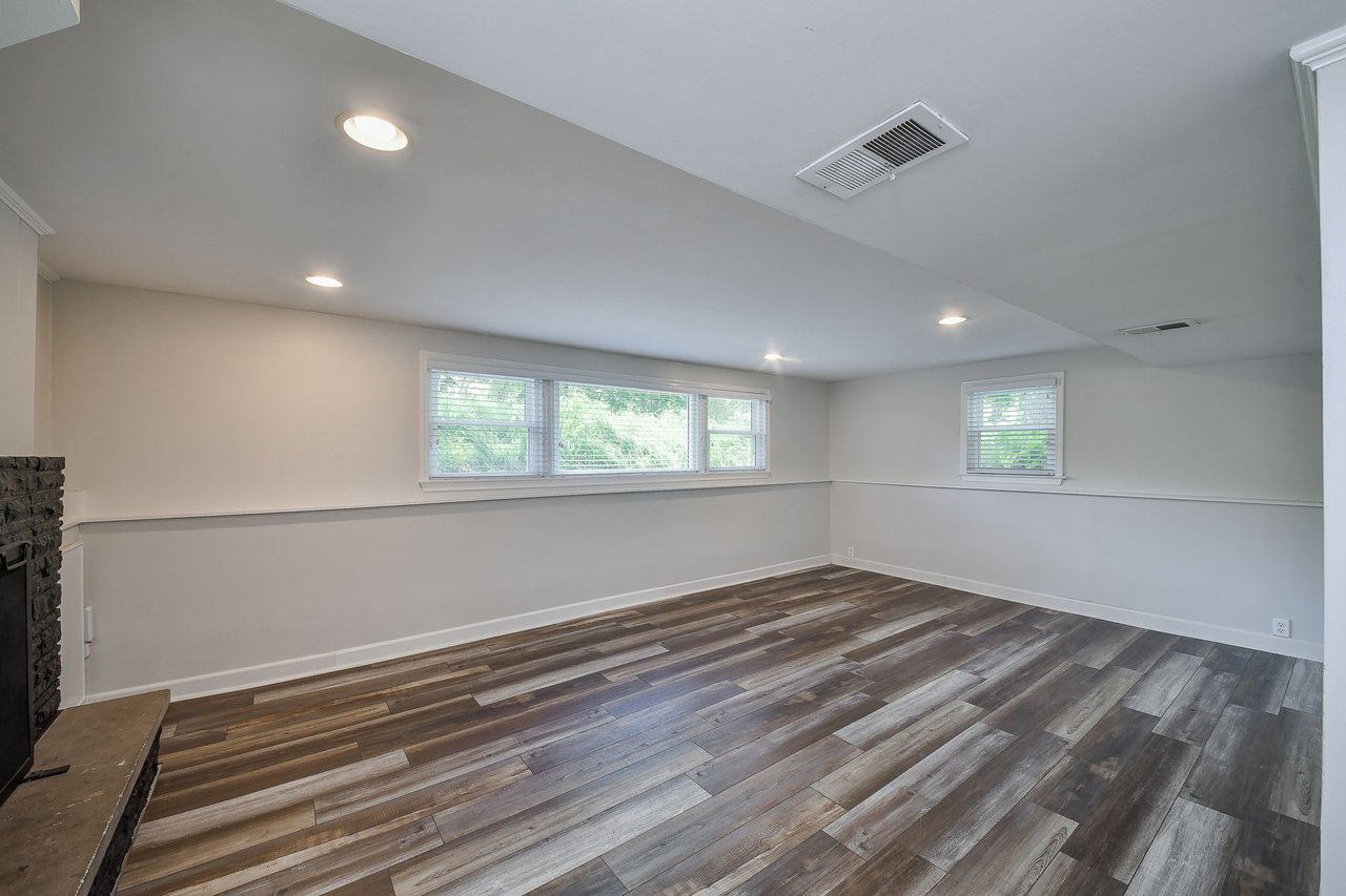 670 Melody Lane