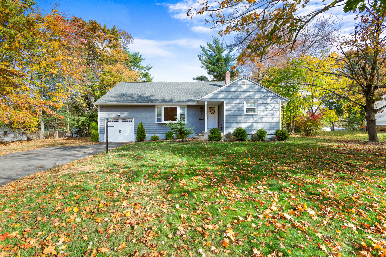 10 Chestnut Ridge Road
