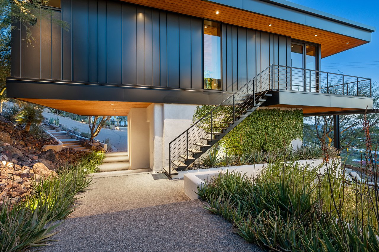 5419 E VALLE VISTA Road