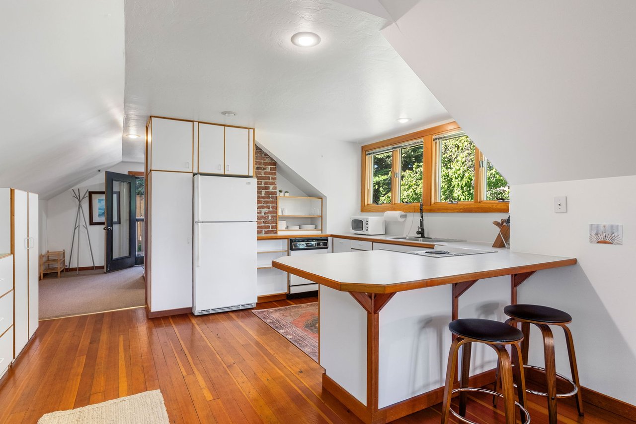 607 Cascade Ave