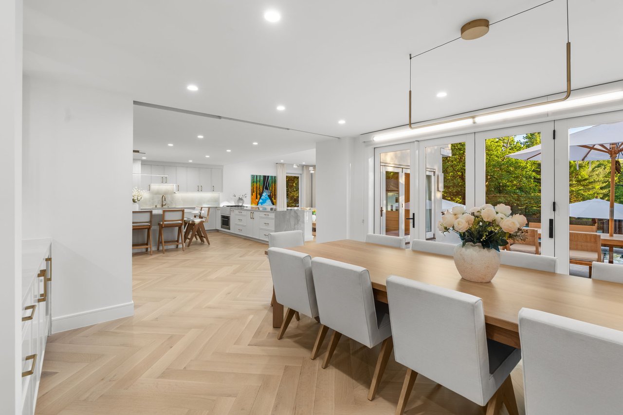 306 Hutchinson Road