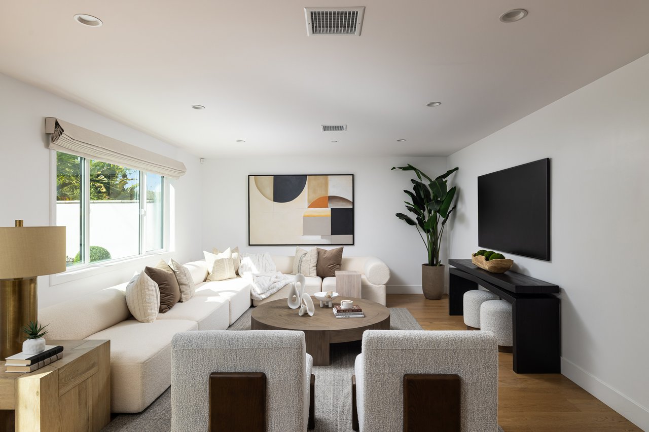 1230 Crystal Cove Way